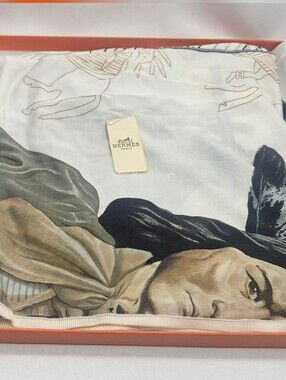 Hermes Authentic Carre En Carres Silk Jersey 90 By Bali Barret New In Box/Tag